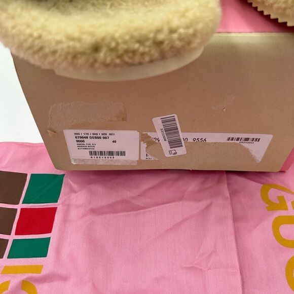 Women’s Gucci x North face shearling slides size 40 made in Italy - Picture 6 of 9